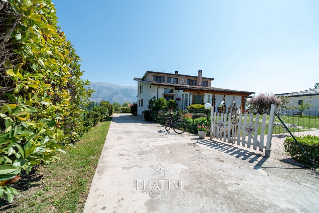 For sale villa in quiet zone Pratola Peligna Abruzzo foto 31
