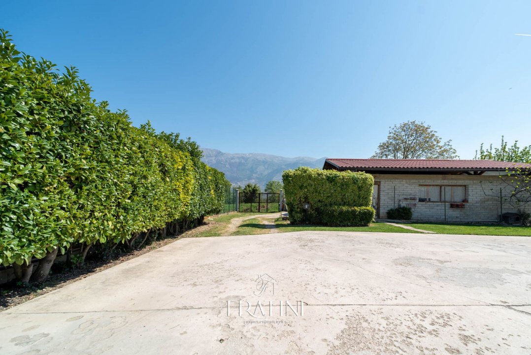 For sale villa in quiet zone Pratola Peligna Abruzzo foto 34