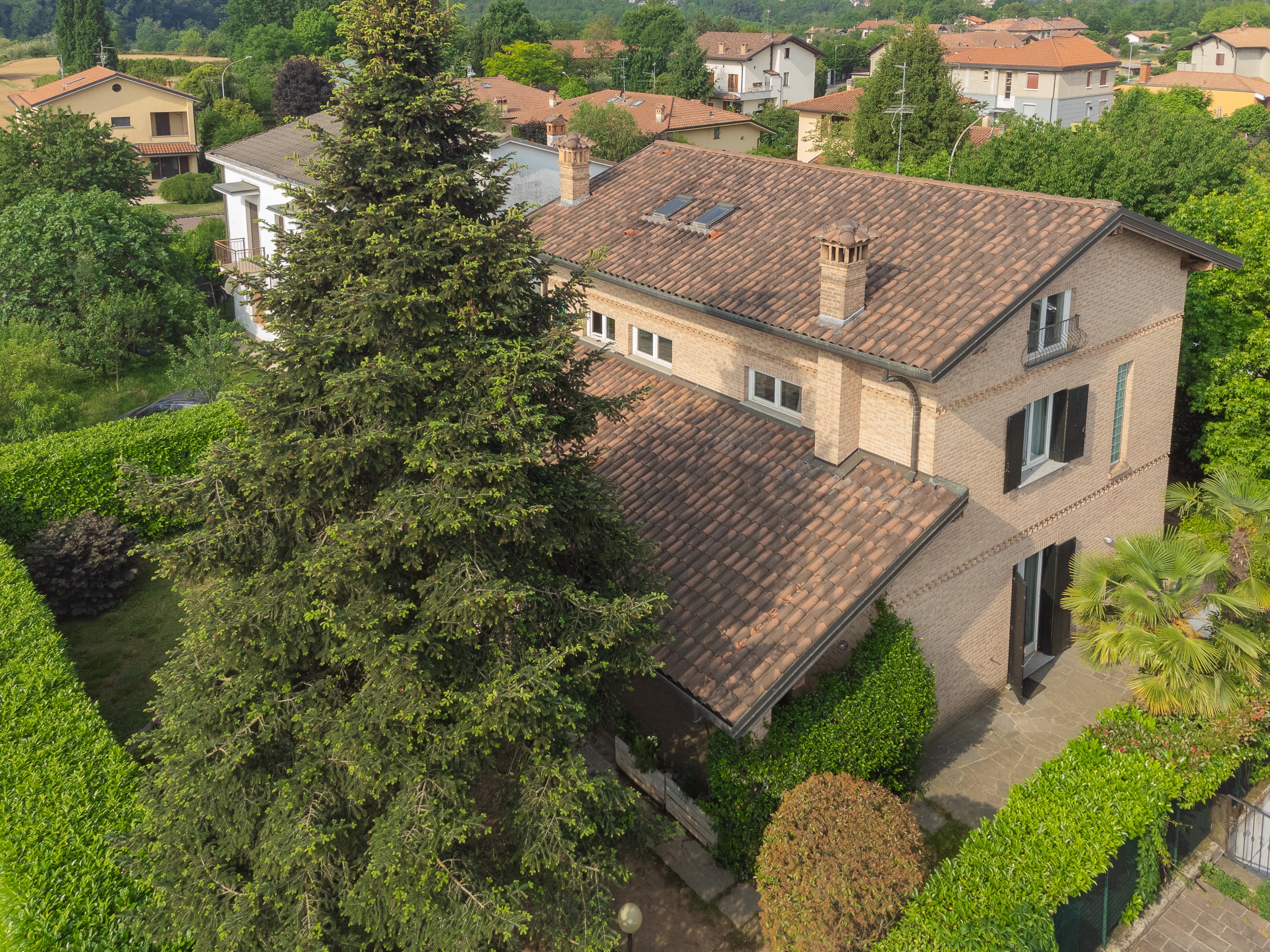 For sale villa in quiet zone Triuggio Lombardia