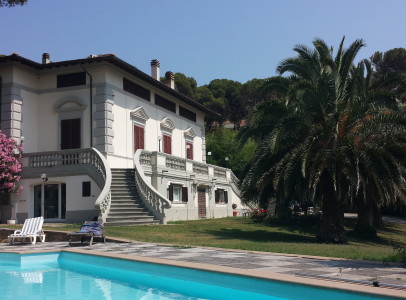 For sale villa by the sea Livorno Toscana