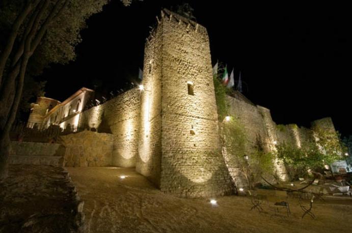 For sale castle in quiet zone Deruta Umbria
