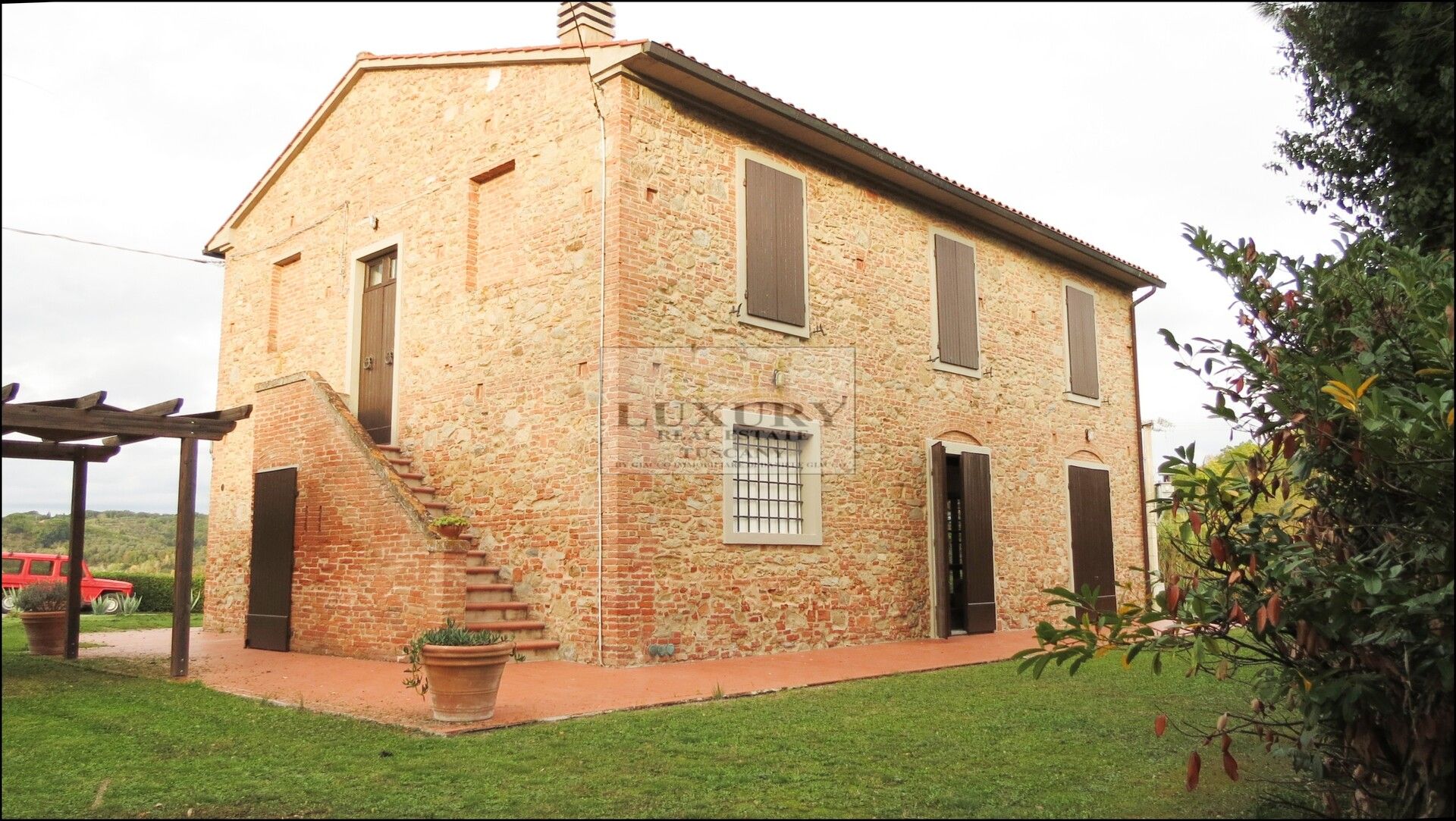 For sale cottage in quiet zone Pisa Toscana