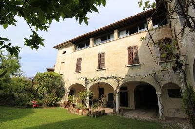 For sale palace by the lake Manerba del Garda Lombardia