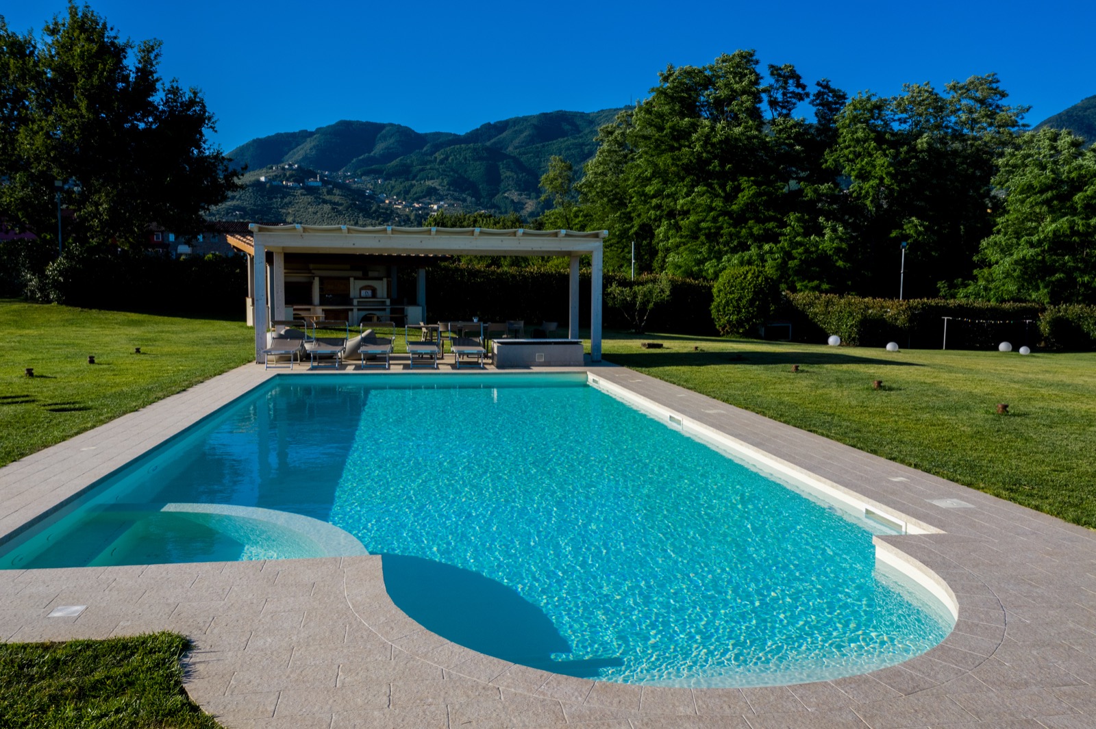 Rent villa in quiet zone Lucca Toscana