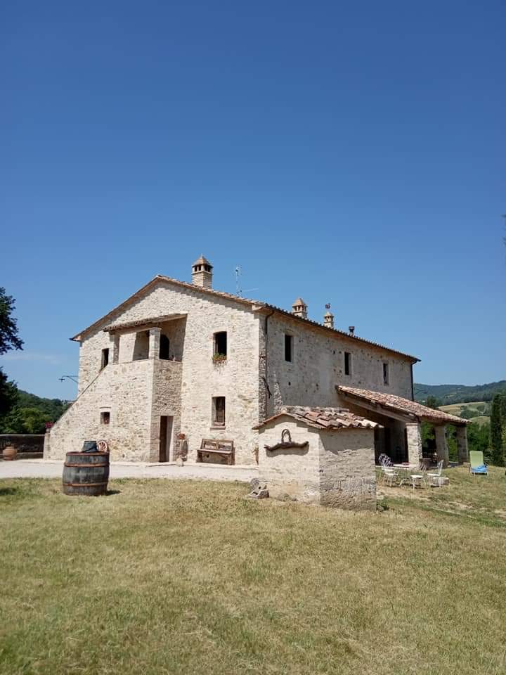 For sale cottage in quiet zone Umbertide Umbria