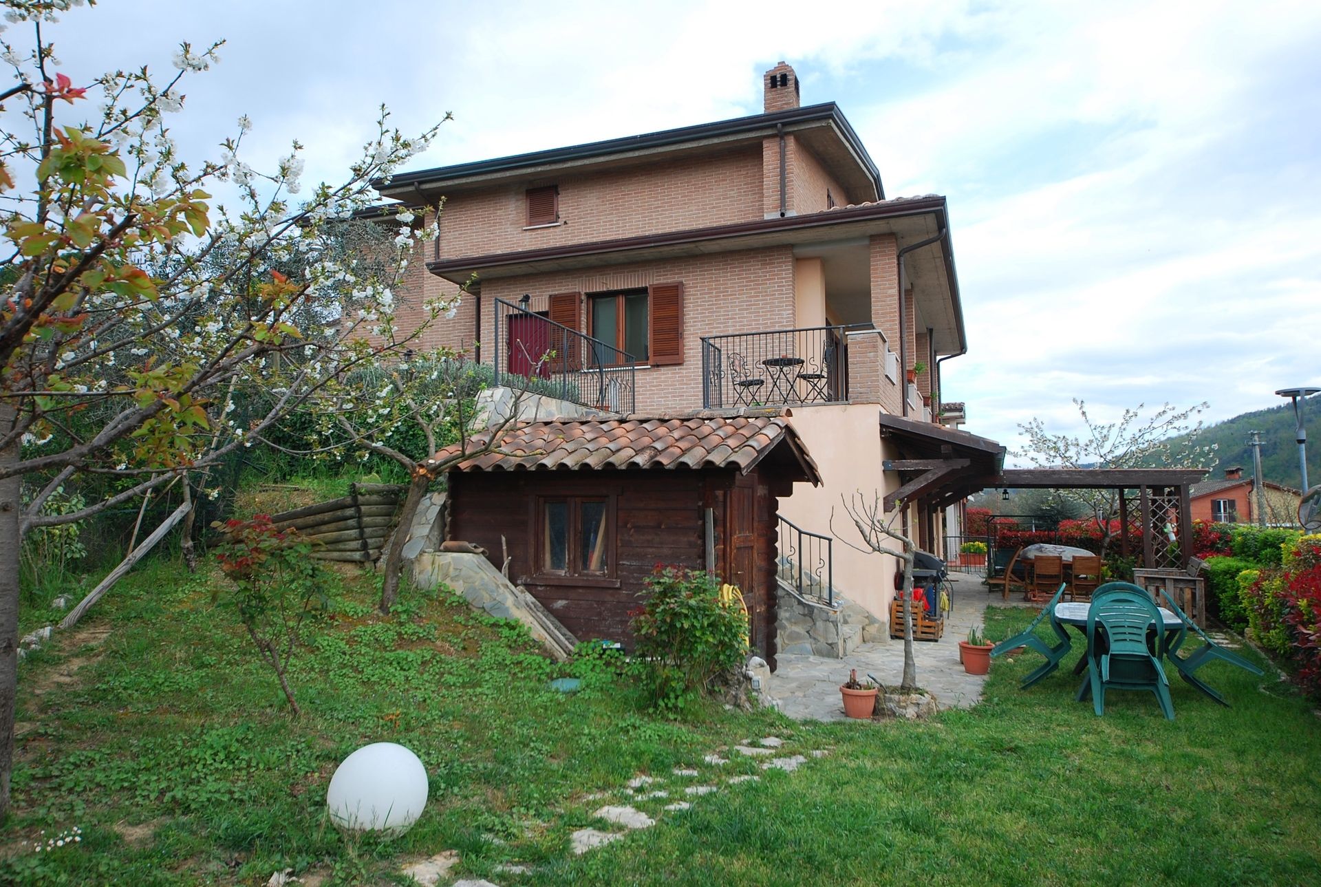 Zu verkaufen villa in ruhiges gebiet Perugia Umbria