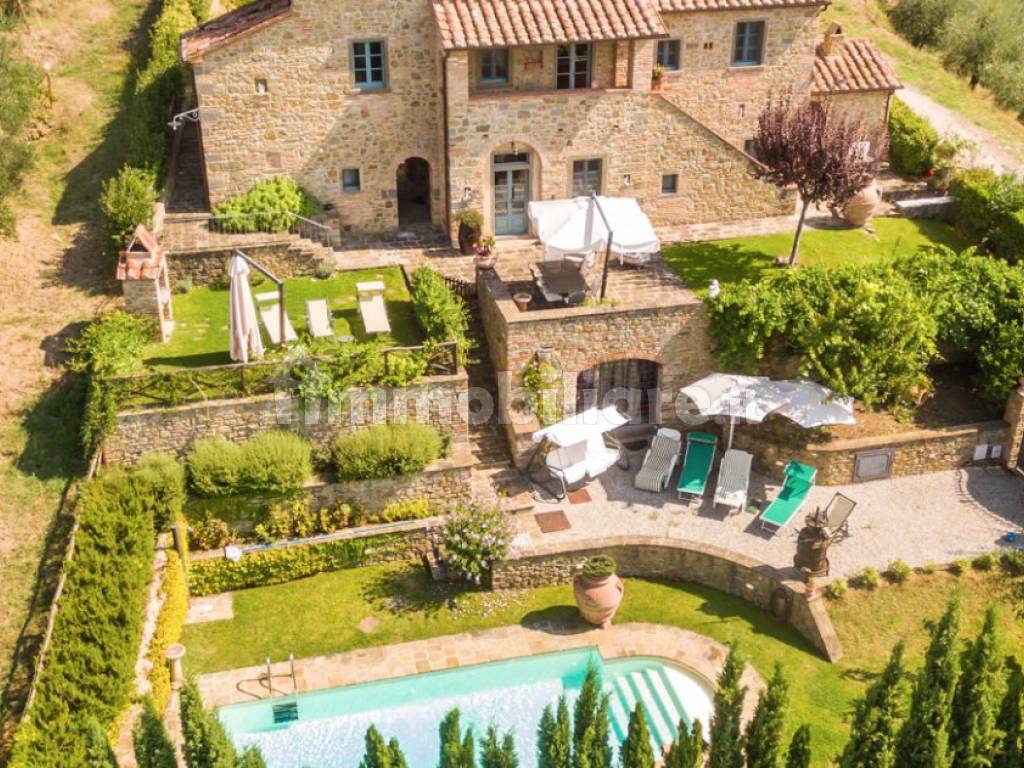 For sale cottage in quiet zone Cortona Toscana
