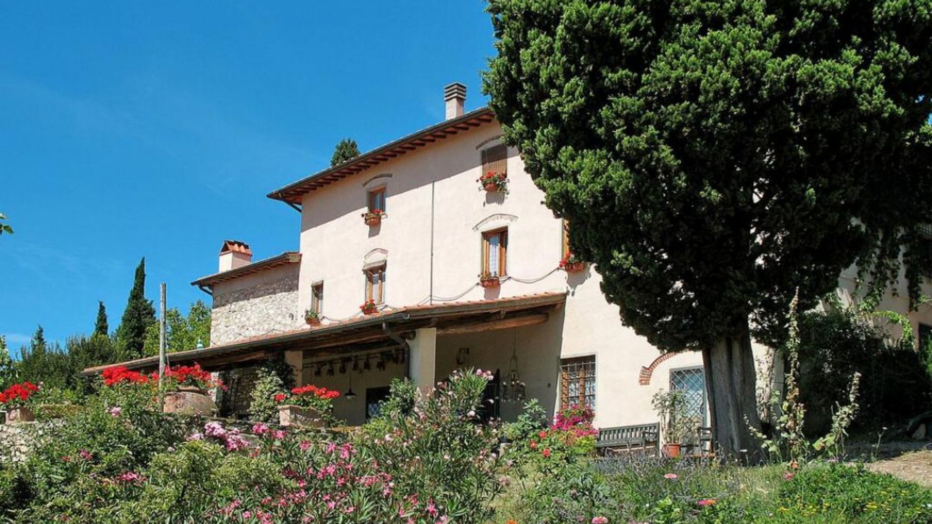 For sale cottage in  Firenze Toscana
