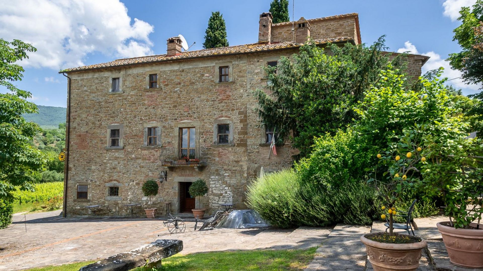 For sale cottage in  Cortona Toscana