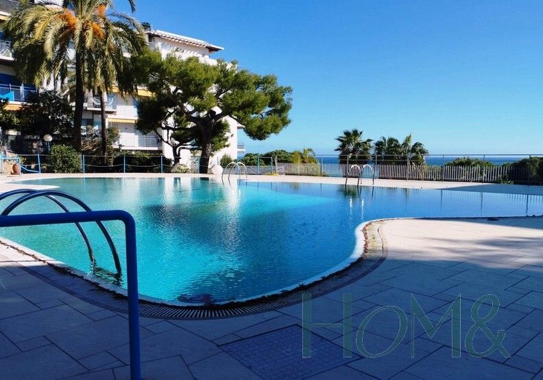For sale apartment by the sea Sanremo Liguria