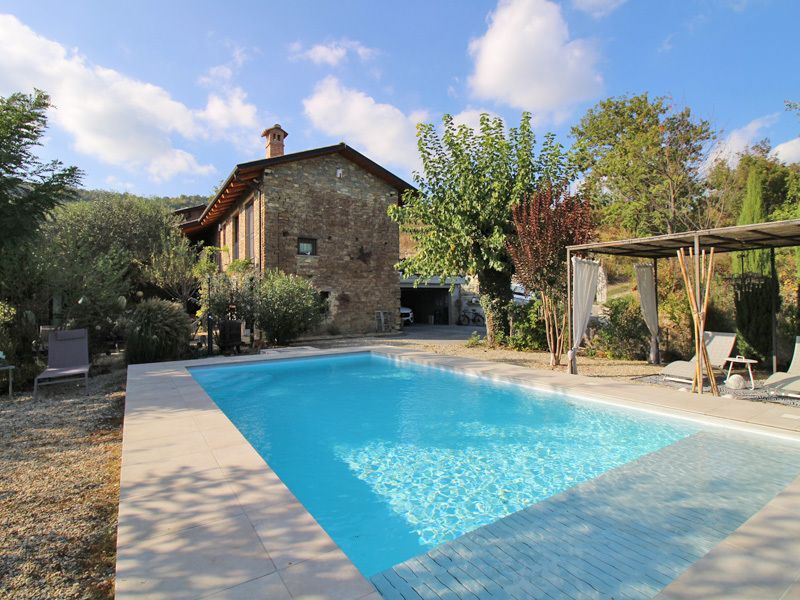 For sale cottage in quiet zone Paroldo Piemonte