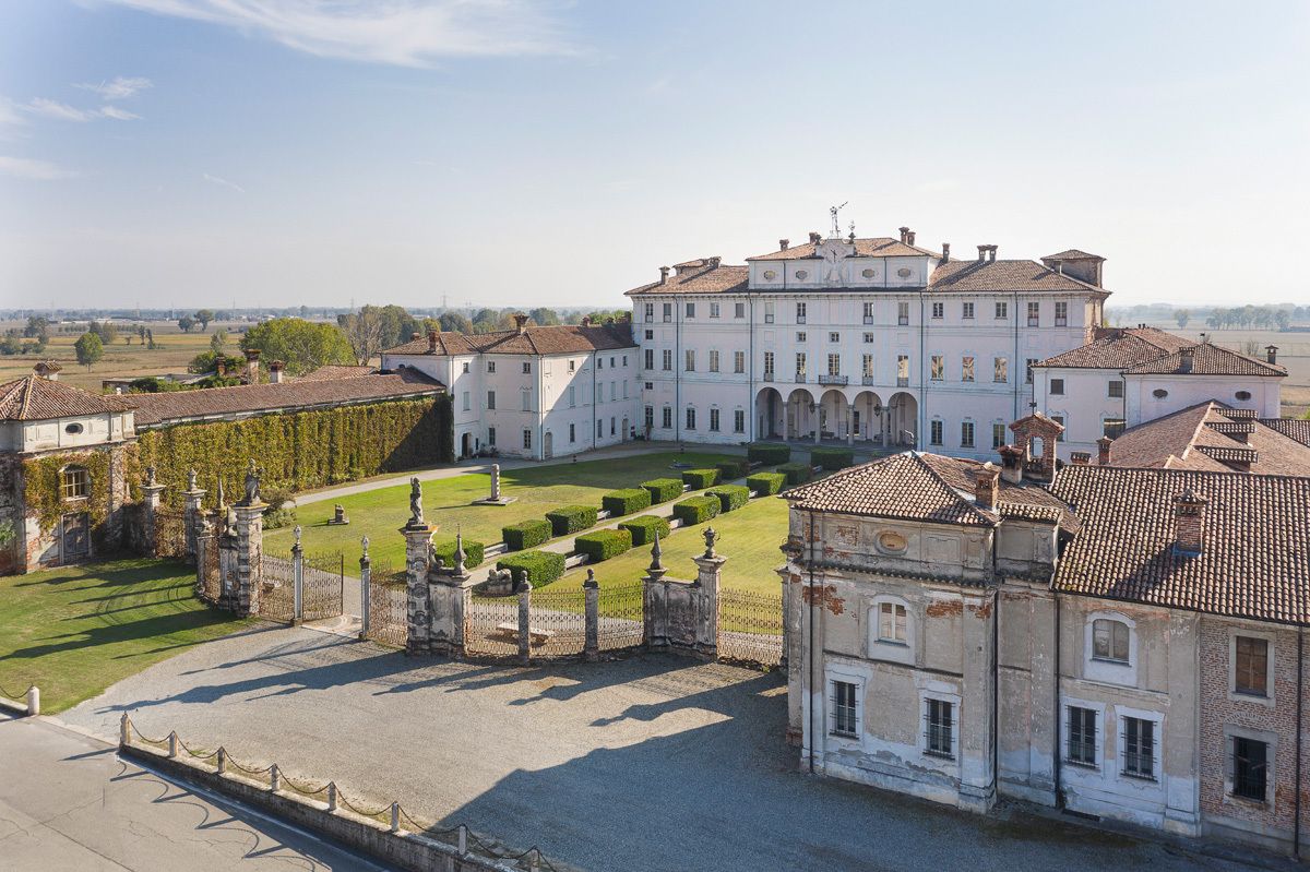 For sale villa in quiet zone Milano Lombardia