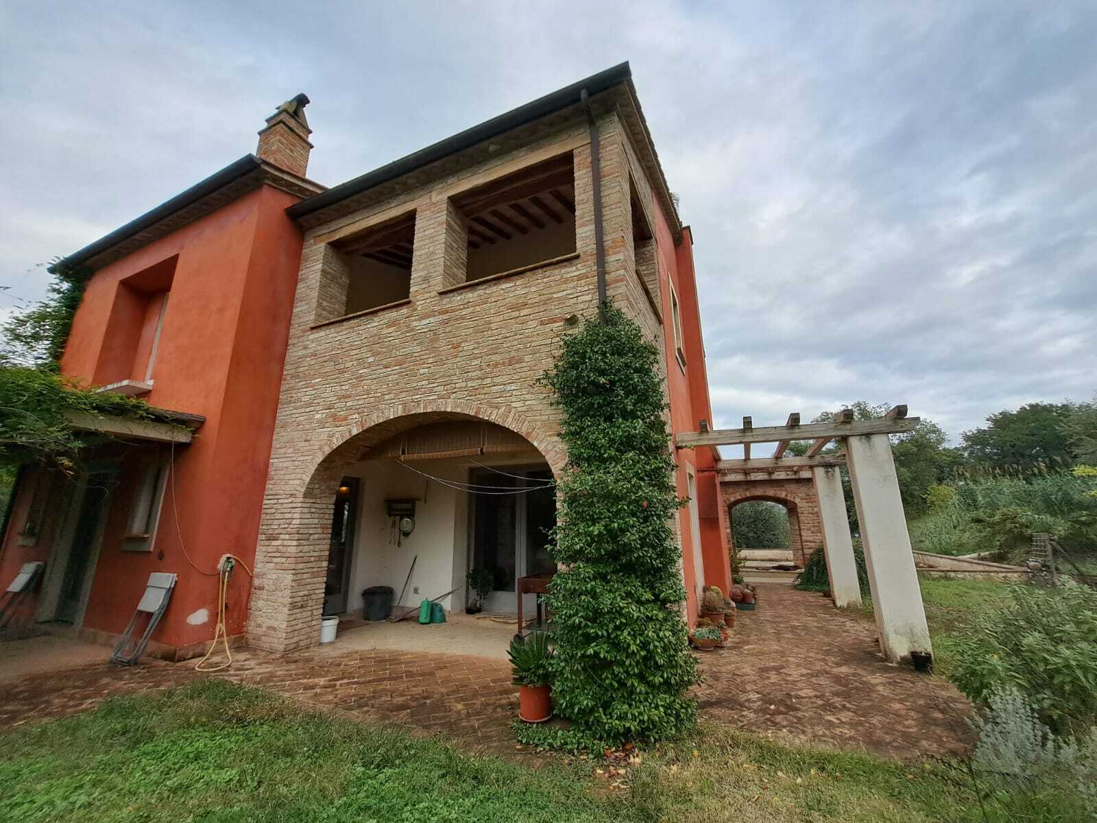 For sale cottage in quiet zone Narni Umbria