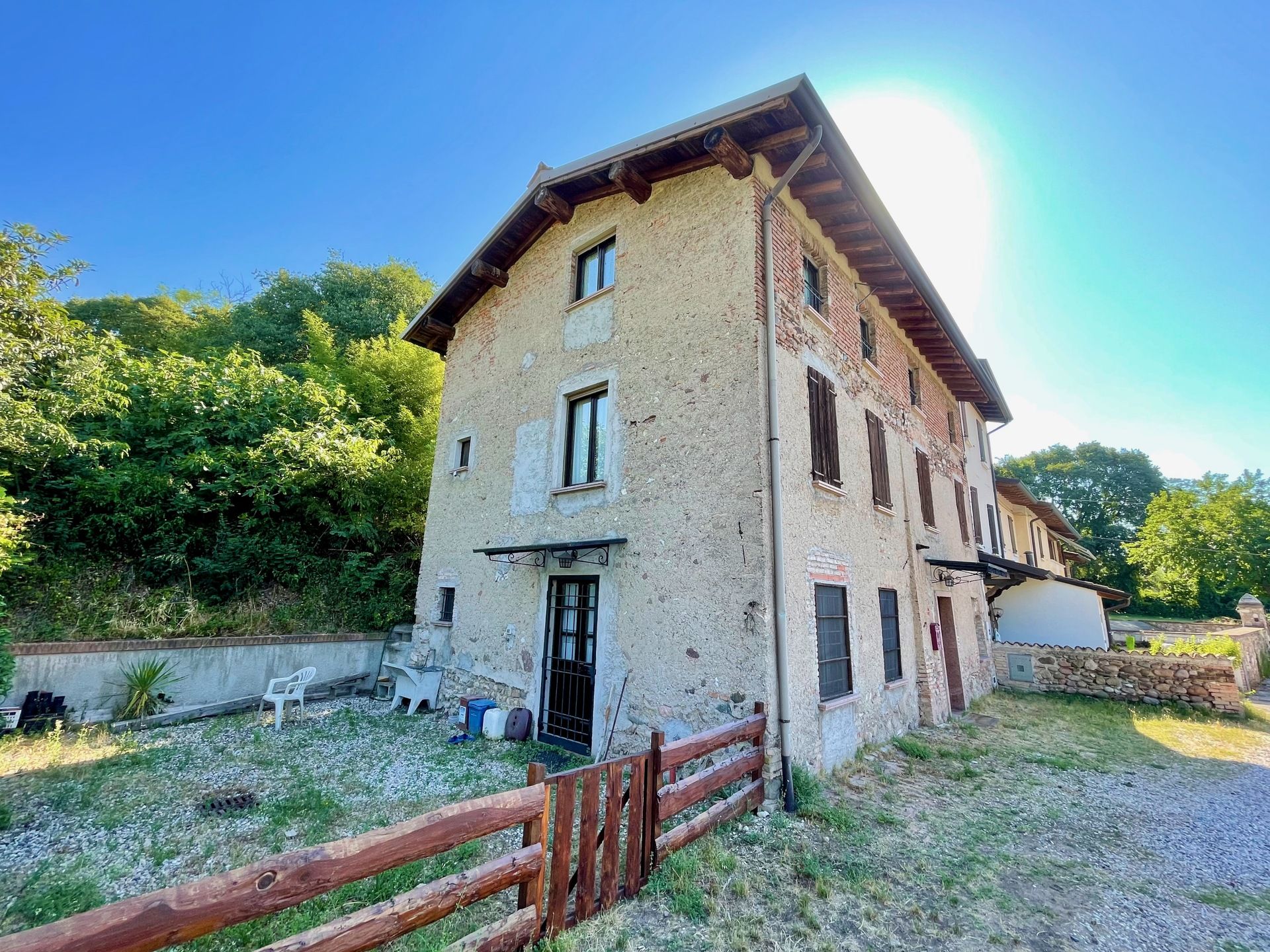 For sale cottage in quiet zone Solferino Lombardia