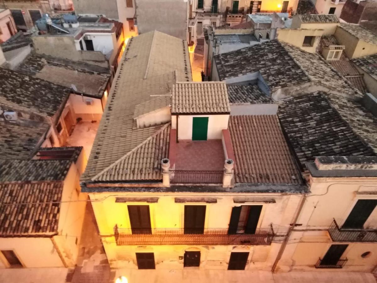 A vendre palais in ville Noto Sicilia