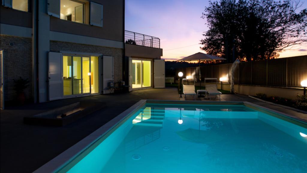 For sale villa in quiet zone Pesaro Marche