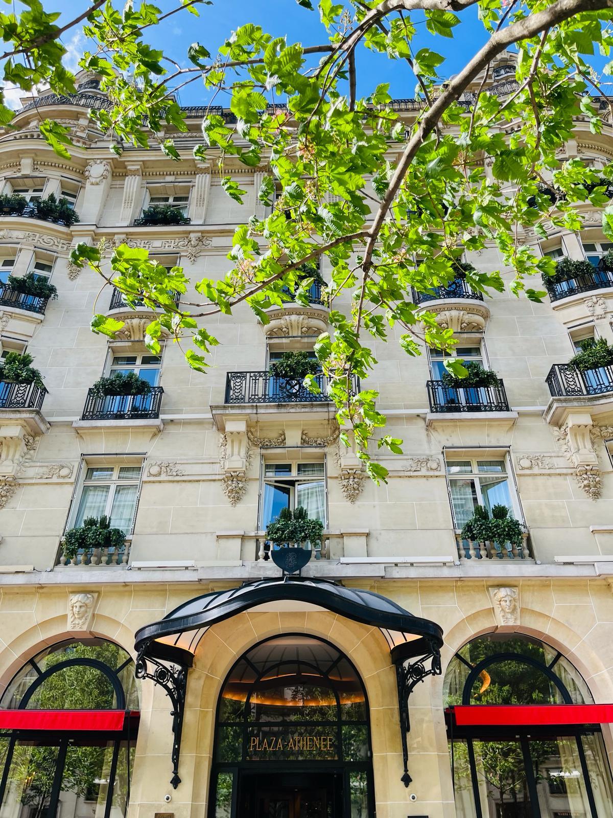 For sale real estate transaction in city Paris Ile-de-France