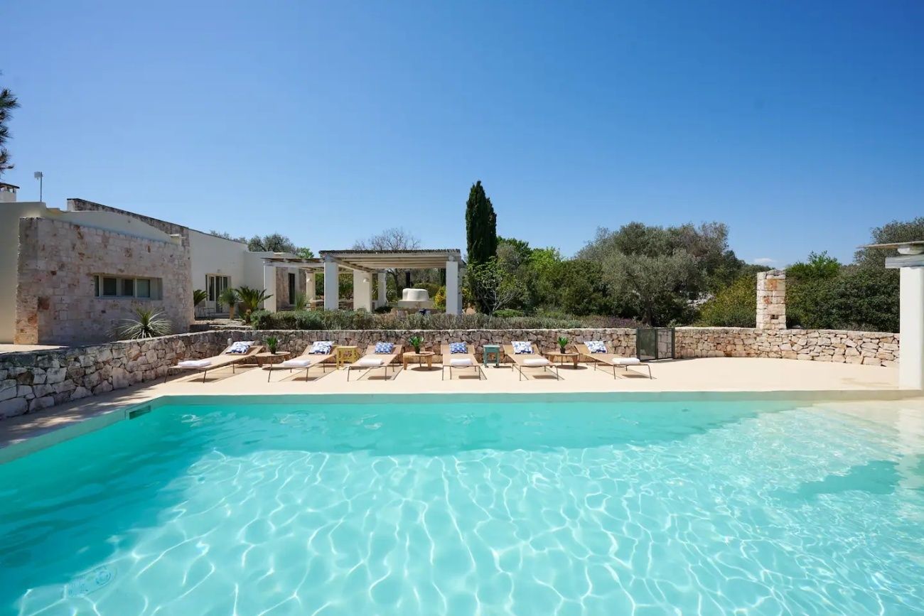 For sale villa in quiet zone Ostuni Puglia
