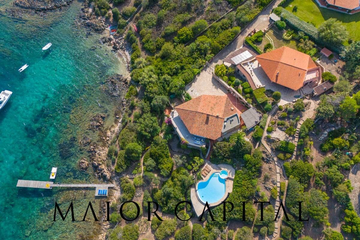 Villa Golfo Aranci: Mare, Ampi Spazi, Opportunità | luxforsale.com
