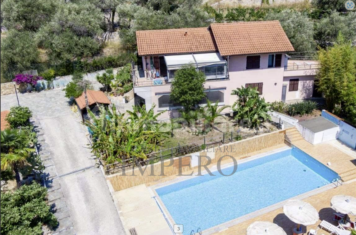 For sale villa, quiet zone Vallebona Liguria