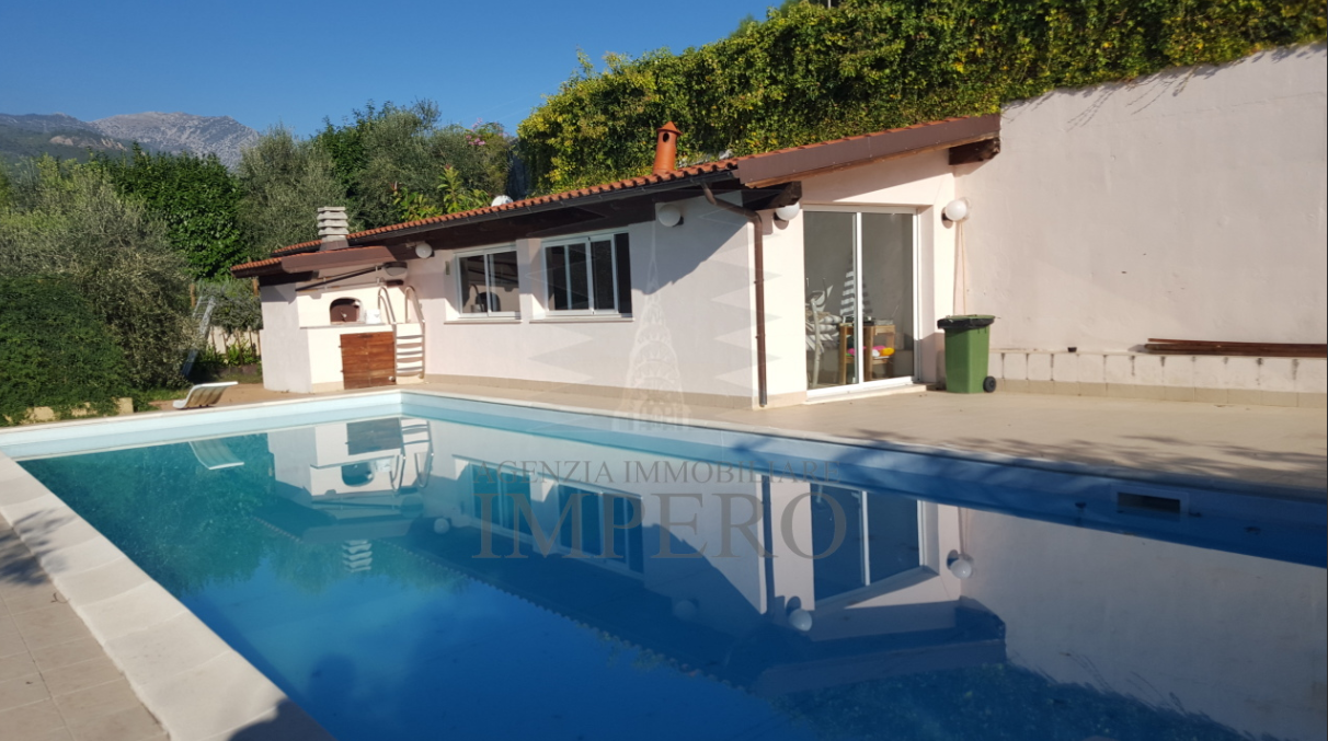 For sale villa, quiet zone Ventimiglia Liguria