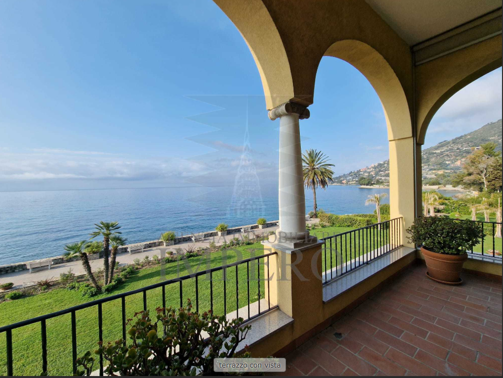 À vendre appartement, mer Ventimiglia Liguria