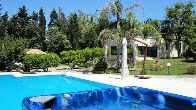 A vendre villa in zone tranquille Lecce Puglia