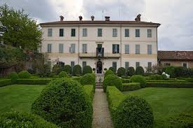 For sale villa in quiet zone Sanfrè Piemonte