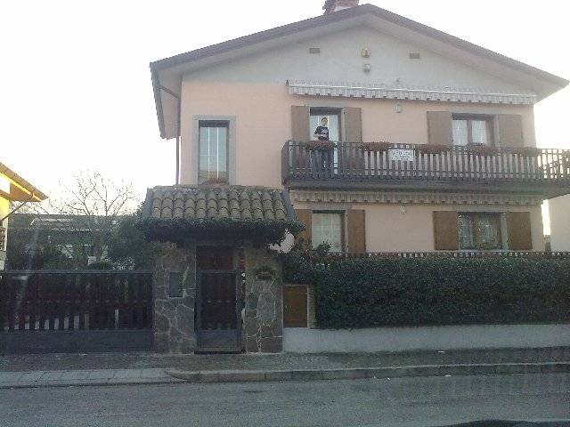 A vendre villa in ville Udine Friuli-Venezia Giulia