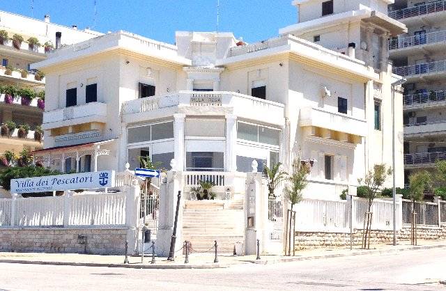 For sale apartment by the sea Bari Puglia