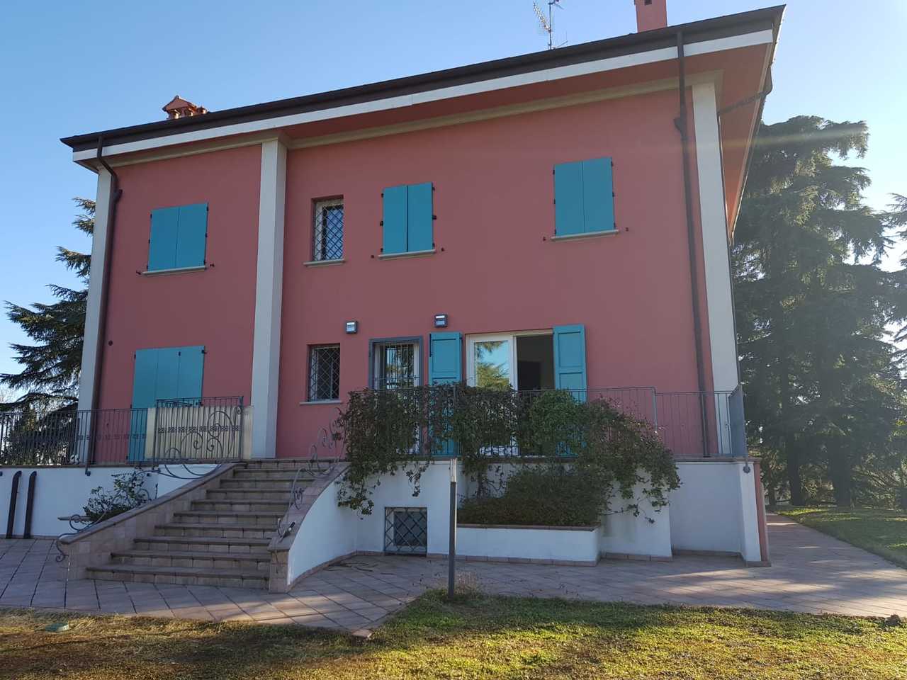 A vendre villa in zone tranquille Bologna Emilia-Romagna