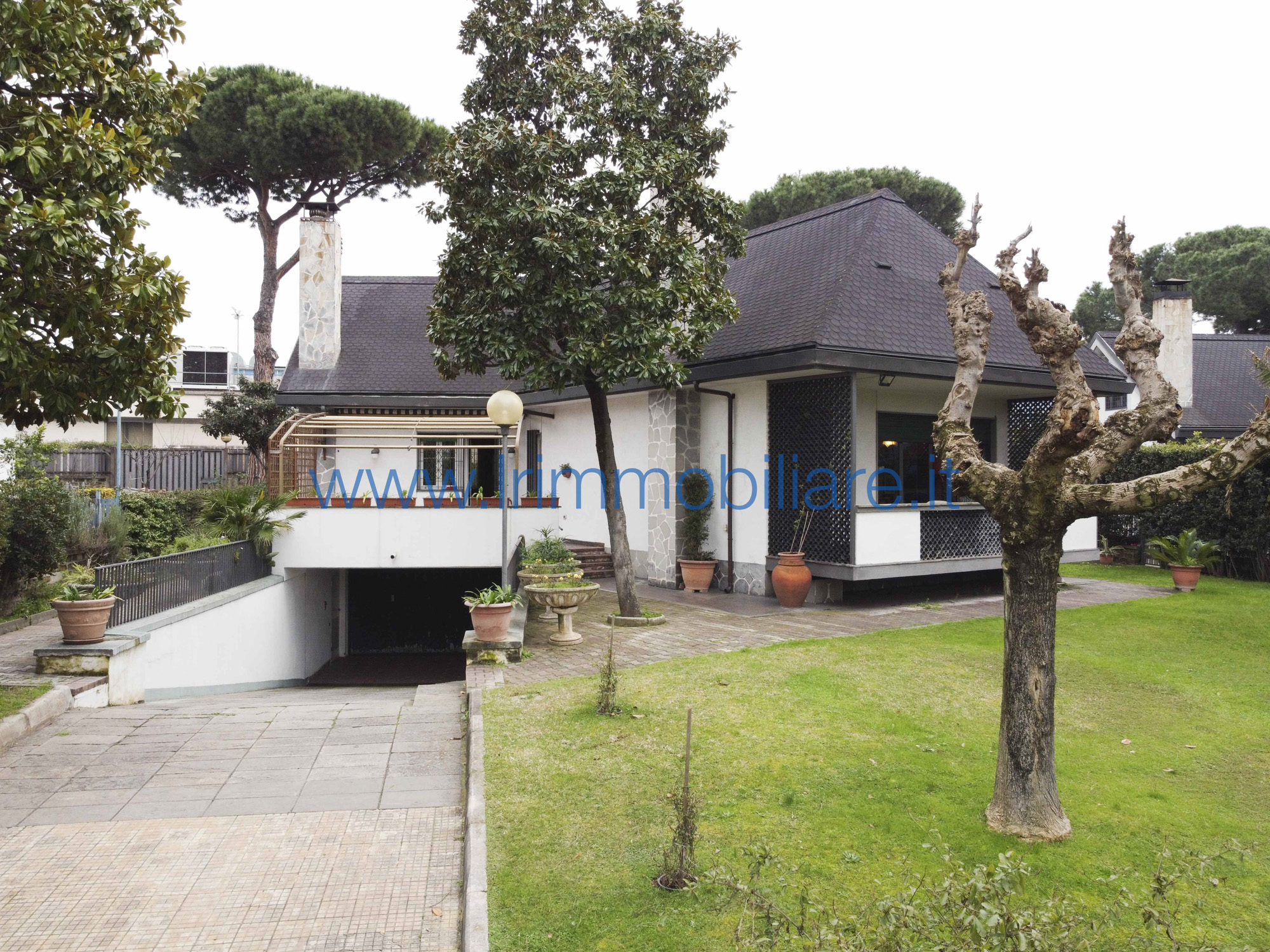 A vendre villa in ville Roma Lazio