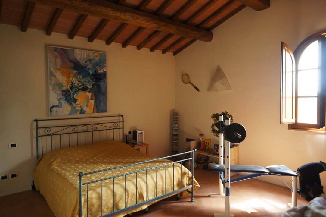 For sale cottage in quiet zone Buggiano Toscana foto 14