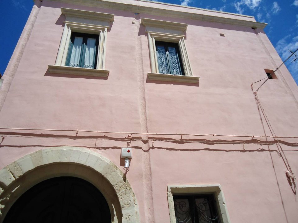 Se vende palacio in ciudad San Pietro in Lama Puglia foto 12