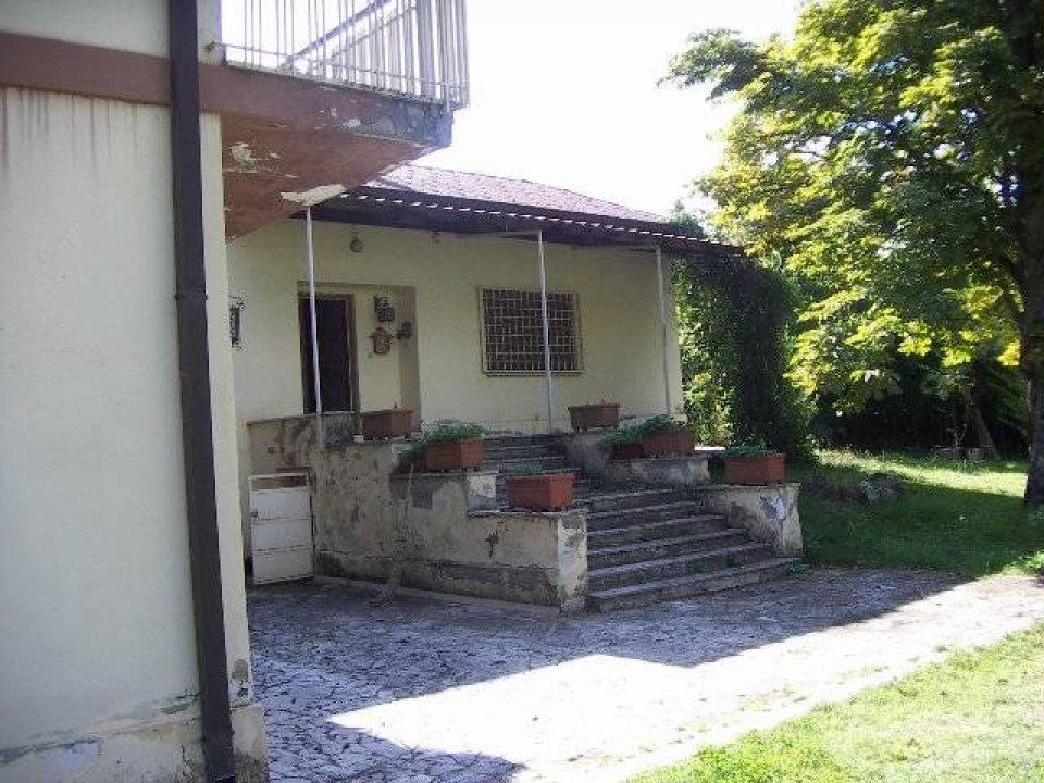 Se vende villa in zona tranquila Frascati Lazio foto 5