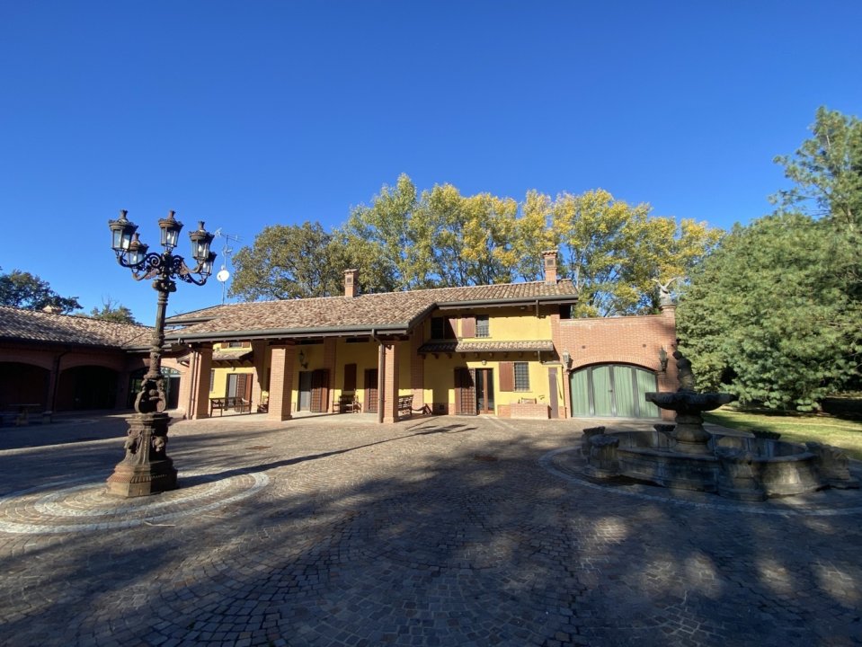 Se vende villa in zona tranquila Garlasco Lombardia foto 23