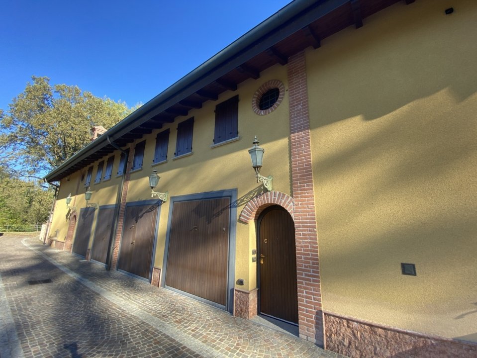 Se vende villa in zona tranquila Garlasco Lombardia foto 6