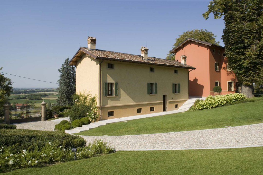 Se vende villa in zona tranquila Reggio nell´Emilia Emilia-Romagna foto 24