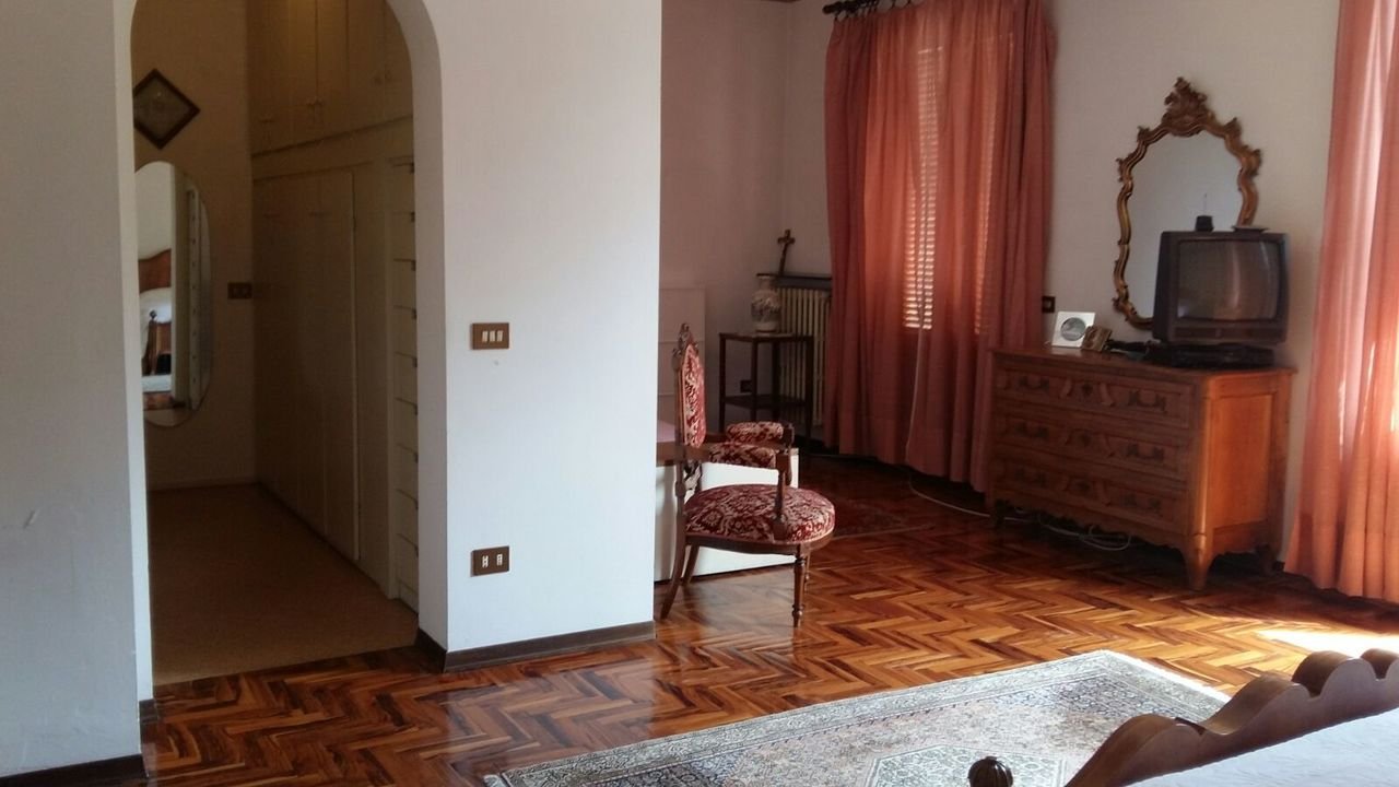 For sale villa in quiet zone Montecatini-Terme Toscana foto 12
