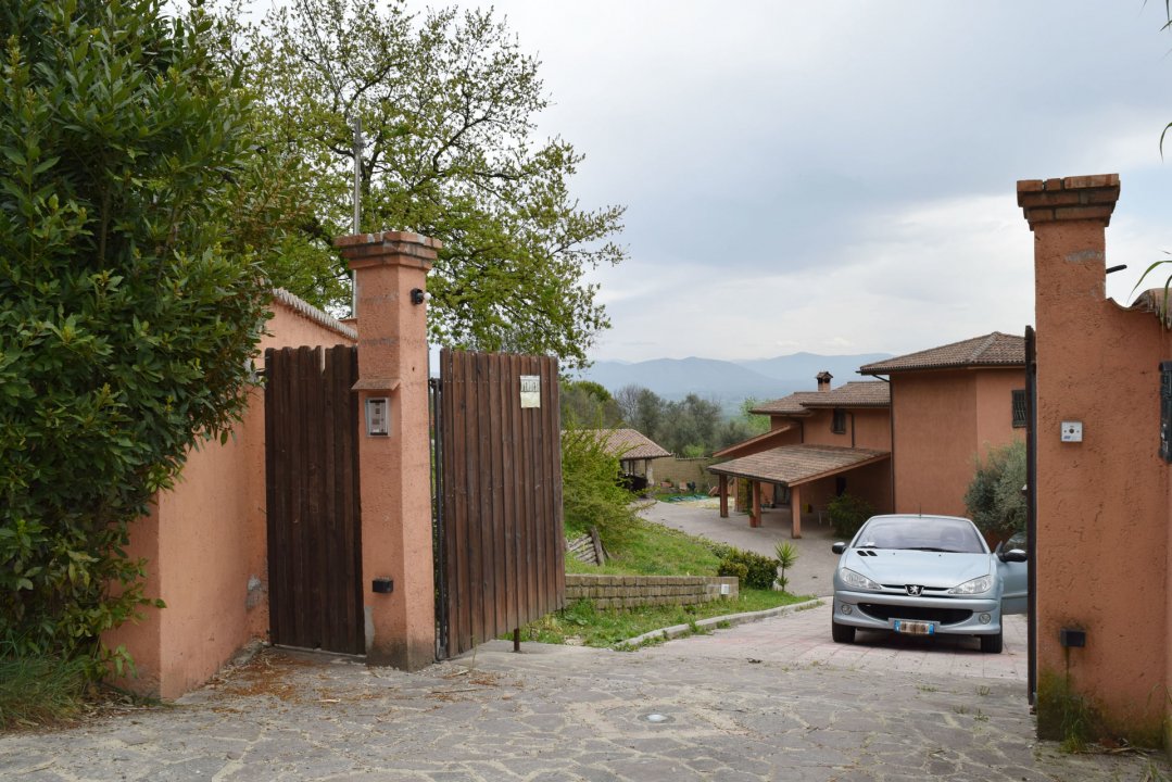 For sale cottage in quiet zone Fiano Romano Lazio foto 2