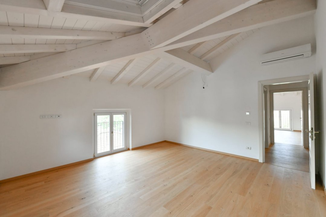 For sale penthouse in city Montecatini-Terme Toscana foto 17