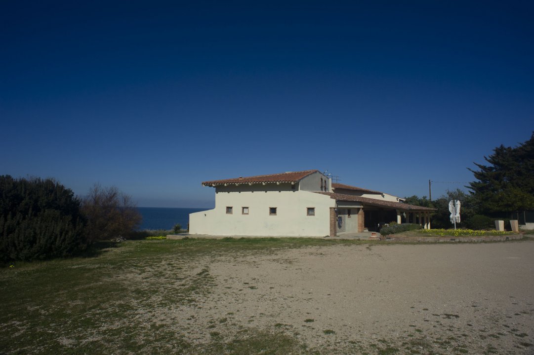 Se vende villa by the mar Castelsardo Sardegna foto 5