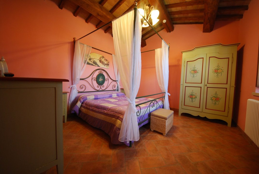 Para venda casale in zona tranquila Pitigliano Toscana foto 11