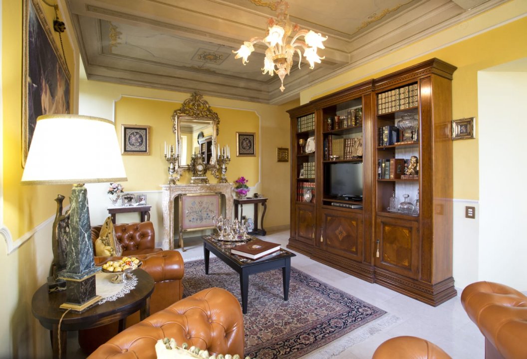 Zu verkaufen villa in ruhiges gebiet Trevi Umbria foto 8