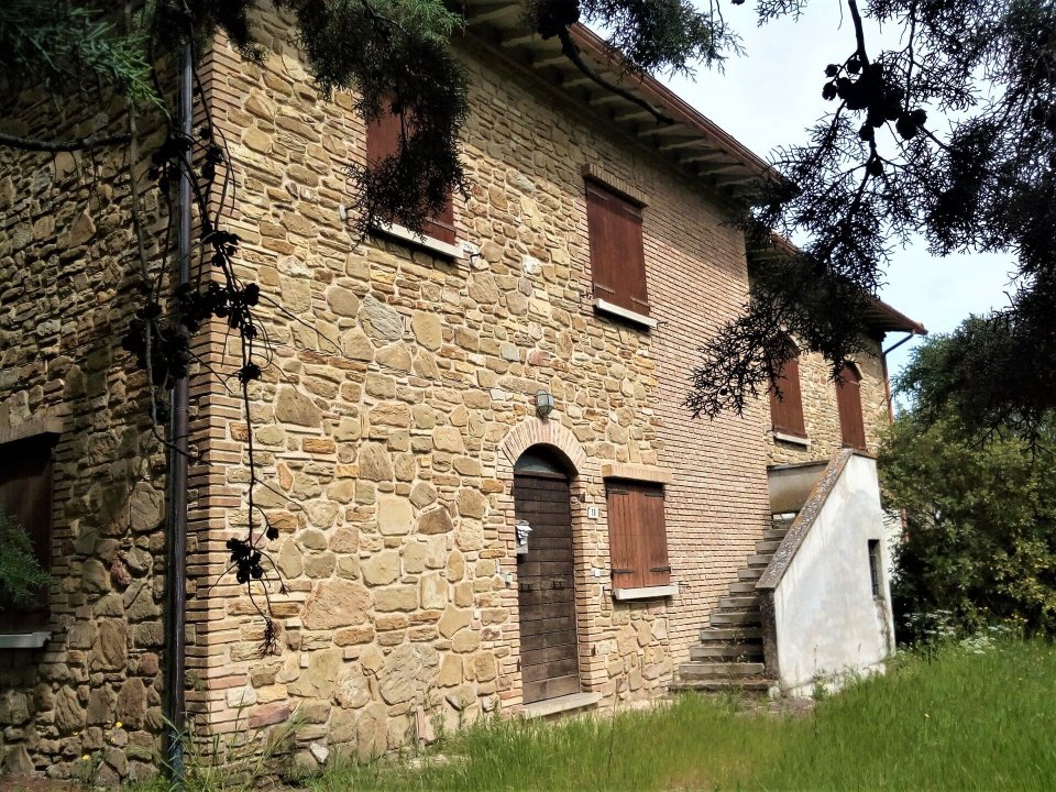 For sale cottage in quiet zone Bevagna Umbria foto 17