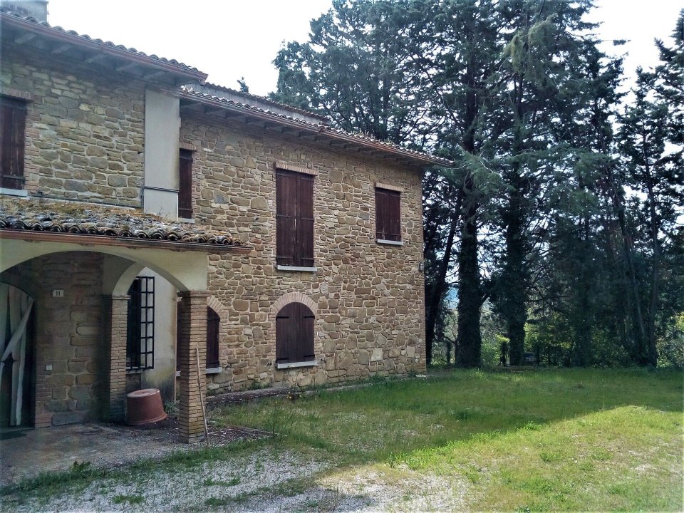 For sale cottage in quiet zone Bevagna Umbria foto 3