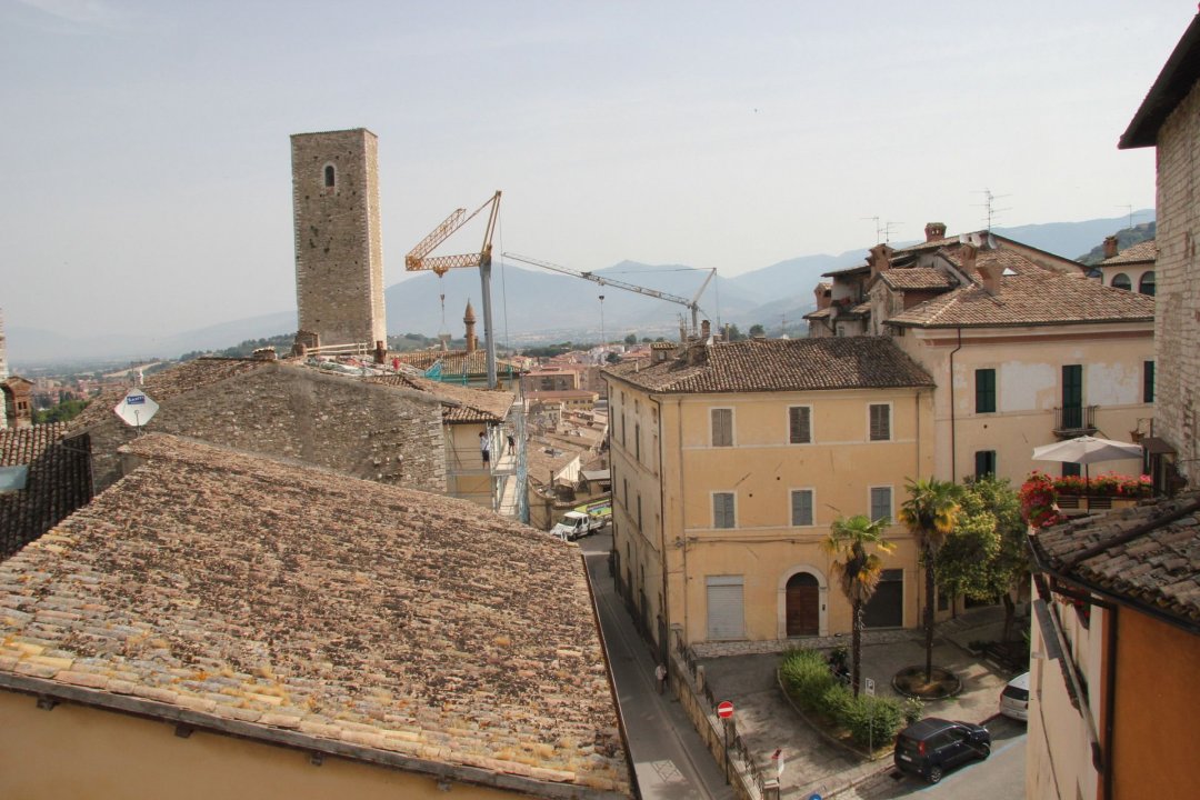 Se vende plano in ciudad Spoleto Umbria foto 9