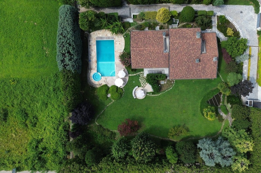 Zu verkaufen villa in stadt Calco Lombardia foto 6