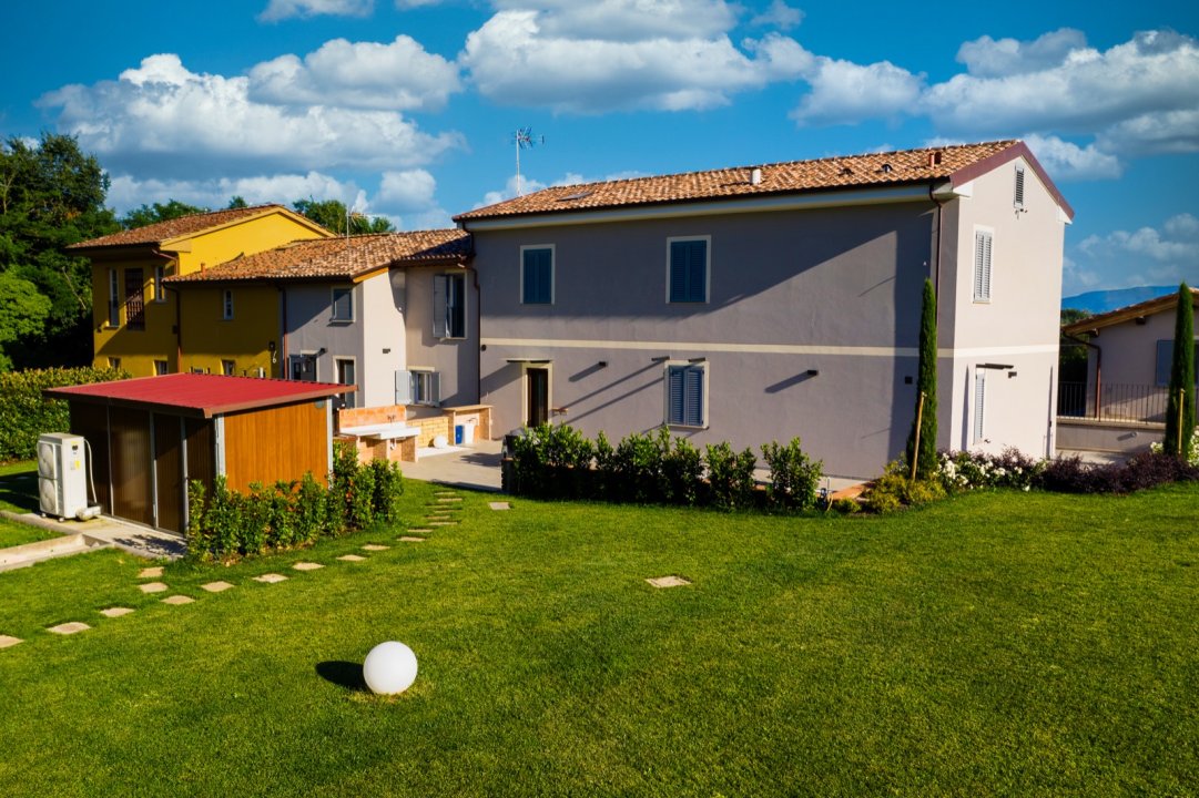 Alquiler corto villa in zona tranquila Lucca Toscana foto 4