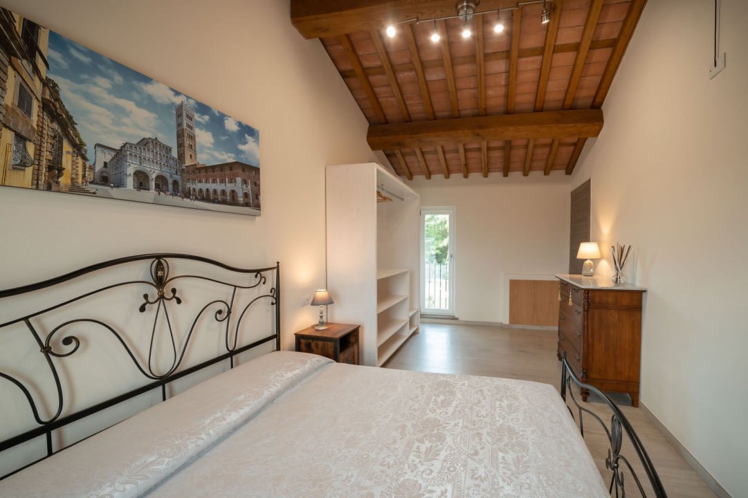 Short rent villa in quiet zone Lucca Toscana foto 9